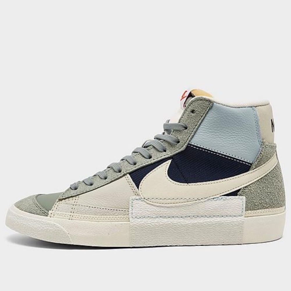 MEN'S NIKE BLAZER MID PRO CLUB CASUAL SHOES